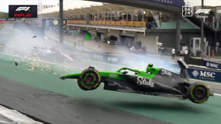El coche del brasileño salió volando en un espectacular accidente que por suerte quedó en nada.