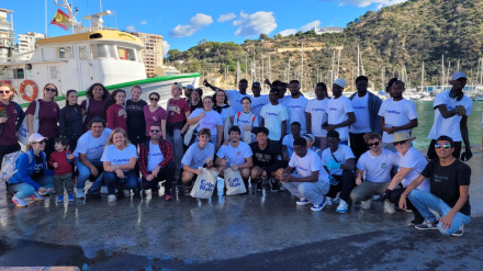 El mar de Calp respira más limpio tras las jornadas medioambientales “Calp Blau”