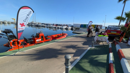 Equipos de rescate en la nueva base de Los Nietos