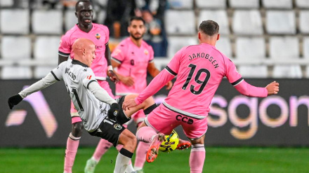 Burgos y Cultural Leonesa se enfrentaron en la jornada 13 de Segunda División