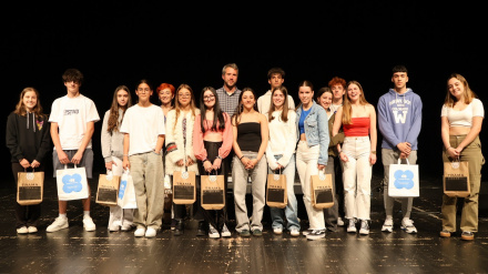 Alumnos de cinco institutos de Lugo se suman al programa 'Enredando co galego'