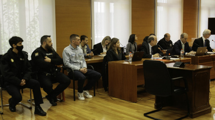 Cuarto día del juicio, con jurado popular, por el triple asesinato de un matrimonio y su hija en su vivienda de Chiloeches (Guadalajara) en abril de 2024 con petición de penas por parte de la Fiscalía de prisión permanente revisable para el acusado principal