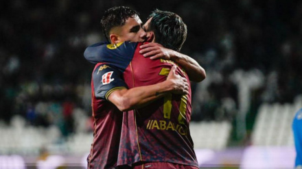 Yeremay y Mella celebrando un gol del Deportivo