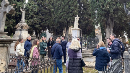 Visita de la Hermandad de Jesús Despojado al Comentario