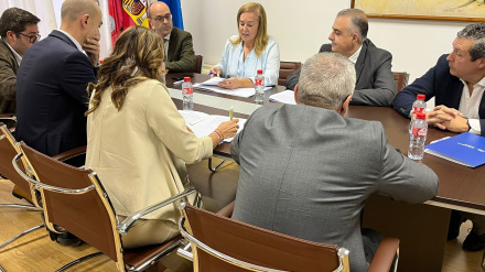 Reunión PP-PRC sobre los presupuestos de Cantabria de 2026.EUROPA PRESS17/11/2025