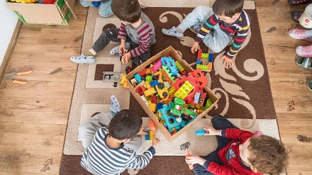 Niños en el aula de una escuela
