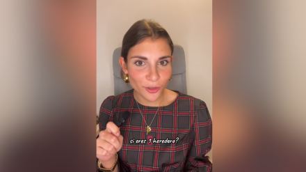 Violeta, abogada, en el vídeo