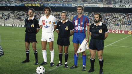 Ricardo Arias y Vicente Latorre, capitanes de Valencia CF y Levante UD, respectivamente