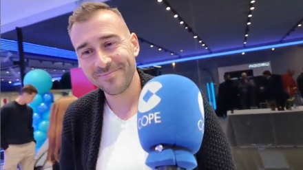 Yago iglesias dispuesto a subirse a un Omoda o aun Jaecoo