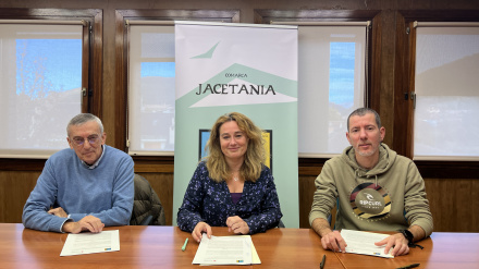 Imagen de la firma del convenio