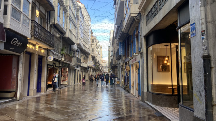 Calle Real, un día de lluvia en otoño en A Coruña 