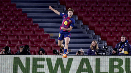 Fermín celebra su gol en el regreso al Camp Nou, en el Barcelona - Athletic