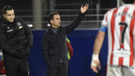 Borja Jiménez, en el banquillo del Alcoraz