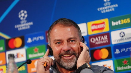 Hansi Flick en rueda de prensa