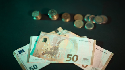 Billetes y monedas de Euro en efectivo