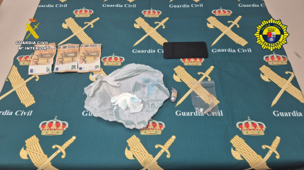 Detenidas en Albatera tres personas sorprendidas en un vehículo con más de 50 gramos de cocaína