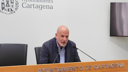 López Pretel durante la rueda de prensa