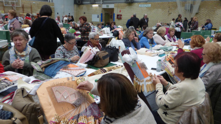 Encuentro de bolilleras en Sabiñánigo