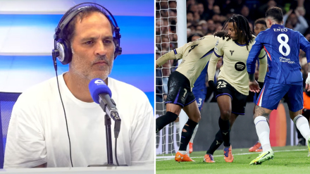 David Sánchez y los jugadores del Barcelona y Chelsea