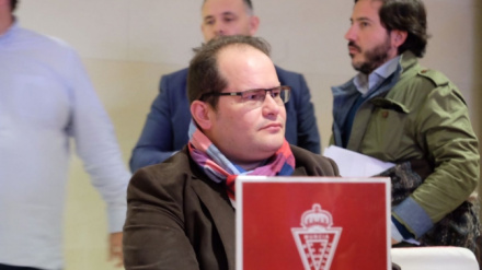 Raúl Moro en una de las juntas de accionistas del Real Murcia