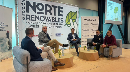 Representantes de empresas asturianas durante una de las charlas de la primera jornada de NorteRenovables