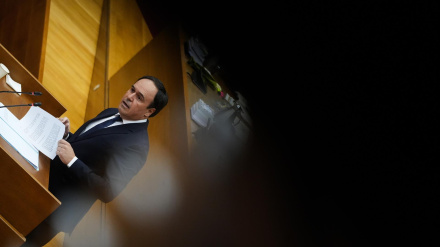 El secretario general del PP de la Comunitat Valenciana, Juanfran Pérez Llorca, durante su debate de investidura- Jorge Gil - Europa Press