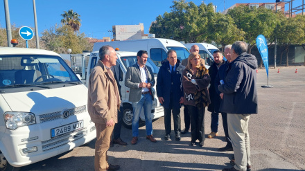 Alicante renueva su flota de limpieza y duplica equipos de barrido manual en barrios