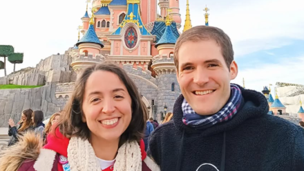 Jon Valera y Elena Pérez, en Disneyland
