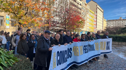 Entidades vecinales, culturales, sociales, partidos políticos, etc clamaron en Ferrol por mejoras en el ferrocarril