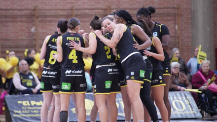 Jairis no pudo superar a Perfumerías Avenida