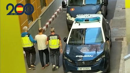 Detenido entrando en la Comisaría