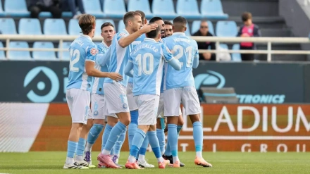 La UD Ibiza celebra un gol ante el Algeciras