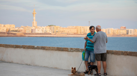 Dos personas hablando