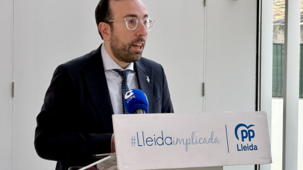 Xavi Palau, PP Lleida, durant l'esmorzar de Nadal amb els mitjans de comunicació.
