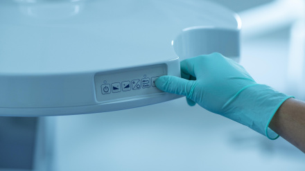 Tareas tan cotidianas como beber un café o escribir se convierten en un desafío insuperable.