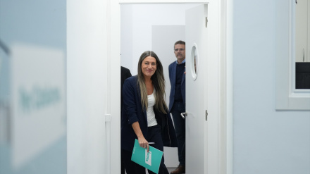 Miriam Nogueras antes de la rueda de prensa de este miércoles