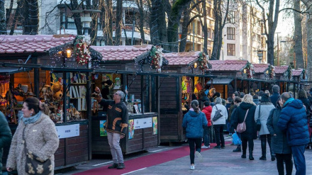 Las casetas de madera recuerdan a los mercados centroeuropeos