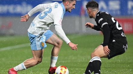 Marcos Cuenca, que fue titular, en acción el partido de Copa de este jueves ante el Burgos