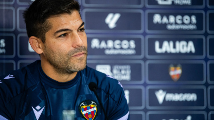 Del Moral debutará en Pamplona en Liga tras hacerlo ya en Copa