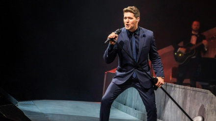 Michael Bublé en una de sus interpretaciones