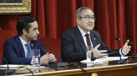 José Manuel Rey Varela e Ignacio Picatoste durante la conferencia