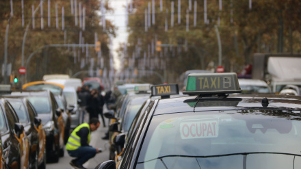 La convocatoria, liderada por la asociación Élite Taxi, hace un llamamiento a una “movilización histórica”