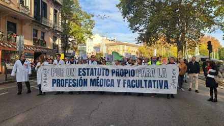 Manifestación en Madrid ante el Ministerio de Sanidad