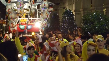 gallina cabalgata granada