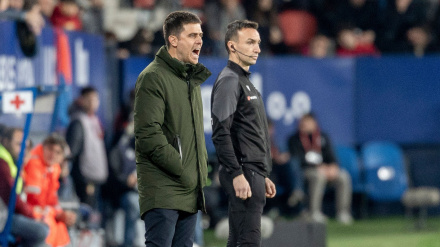 Alessio Lisci, entrenador de Osasuna, en El Sadar