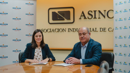 Fred. Olsen Express y ASINCA firman un convenio para impulsar el consumo de productos elaborados en Canarias en sus barcos