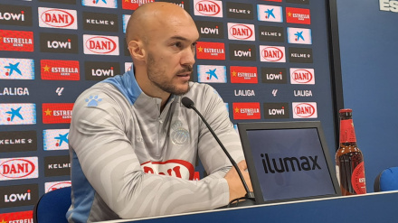 Marko Dmitrovic ha comparecido hoy en la sala de prensa de la Ciutat Esportiva Dani Jarque.