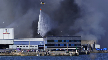 Incendio en la nave de Jealsa en Boiro