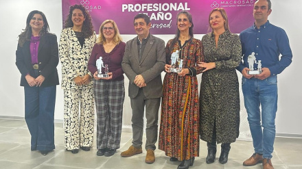 Macrosad distingue a tres profesionales, por su trayectoria ejemplar, en la III edición de los reconocimientos Profesional del año