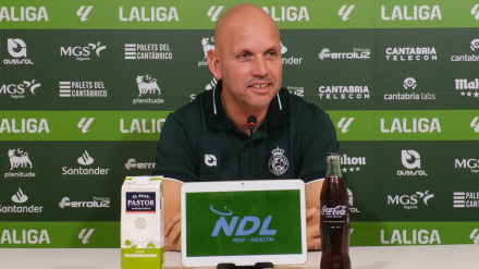 José Alberto hoy en sala de prensa